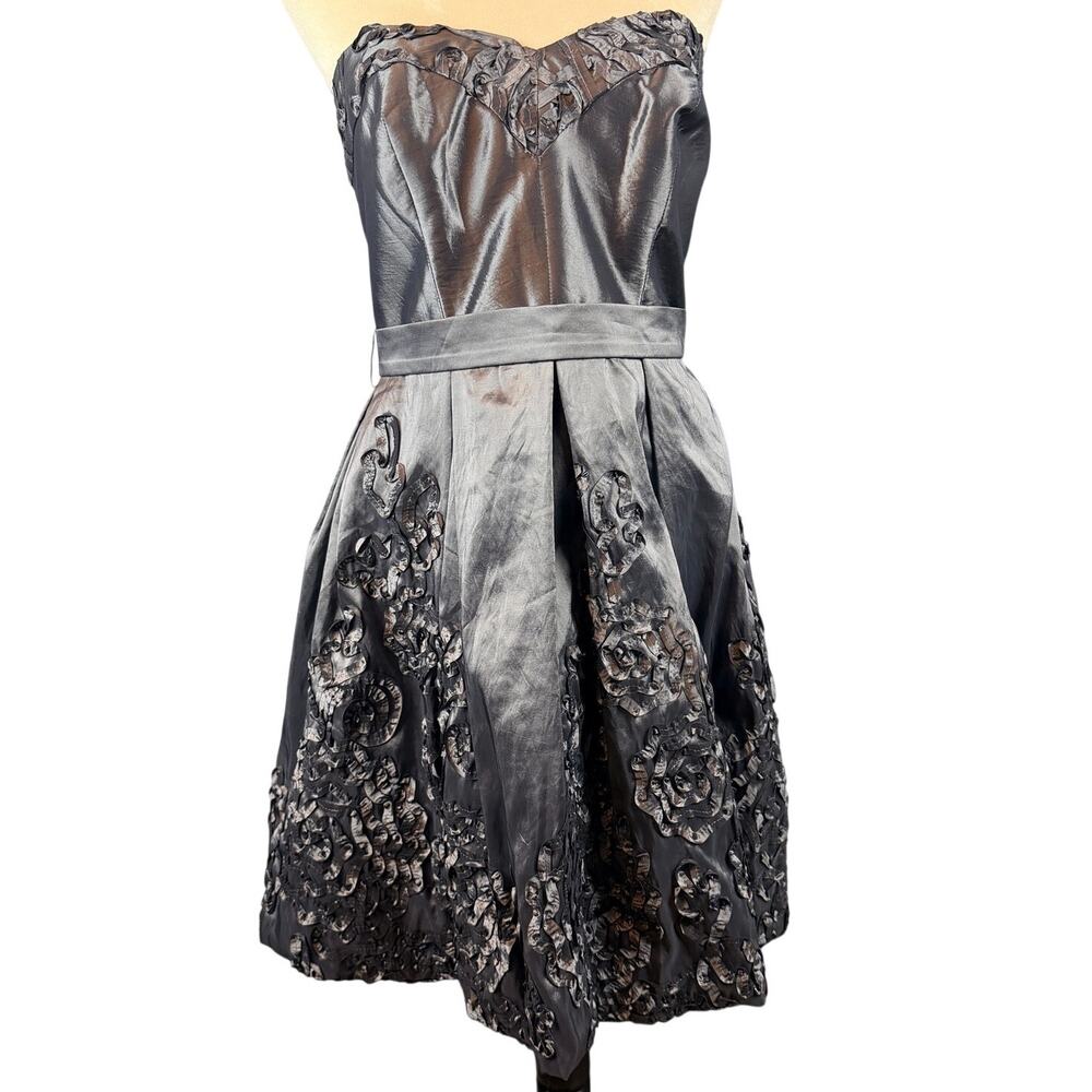 NV Couture Strapless Metallic Gray Cocktail Formal Dress Balloon Bow Size 6 USA